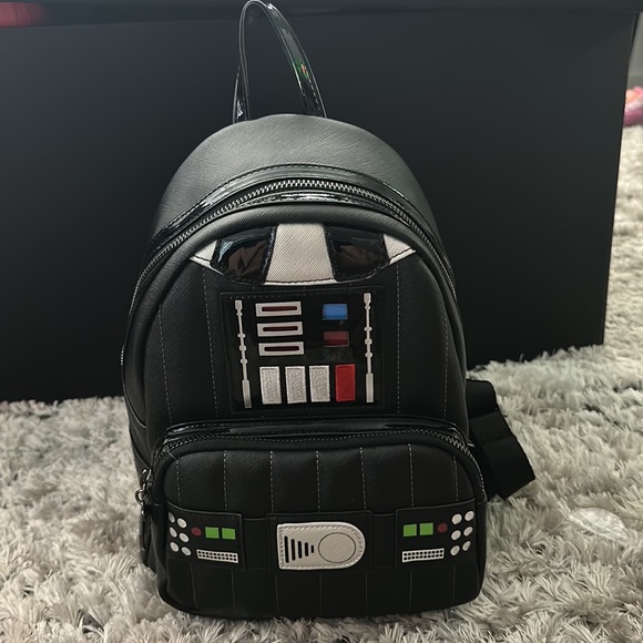 Loungefly Star Wars Darth Vader Light Up Cosplay Backpack - Picture 2 of 9
